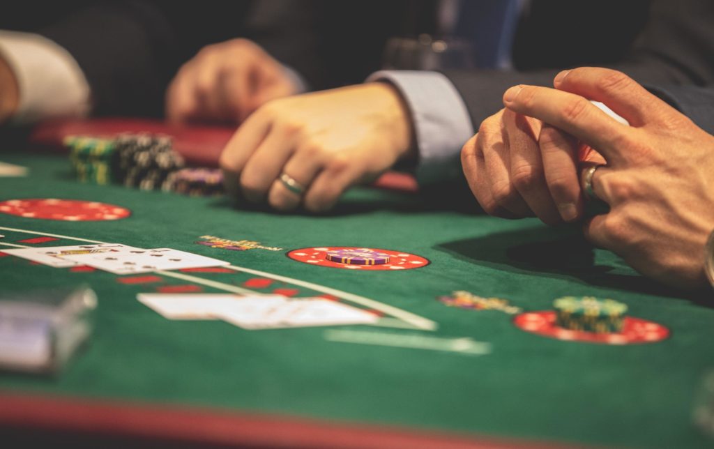 Bluffing 101: How to Fool Your Opponents at the Poker Table